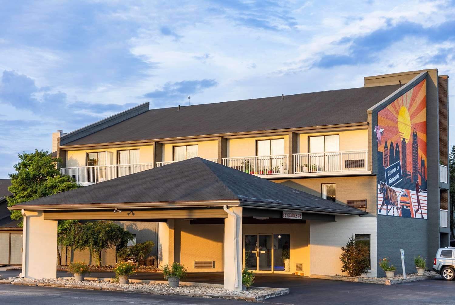 Days Inn by Wyndham Cincinnati East 2/21