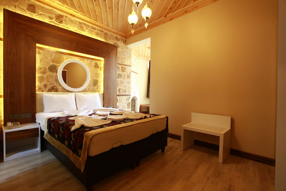 Bacchus Pension 14/49