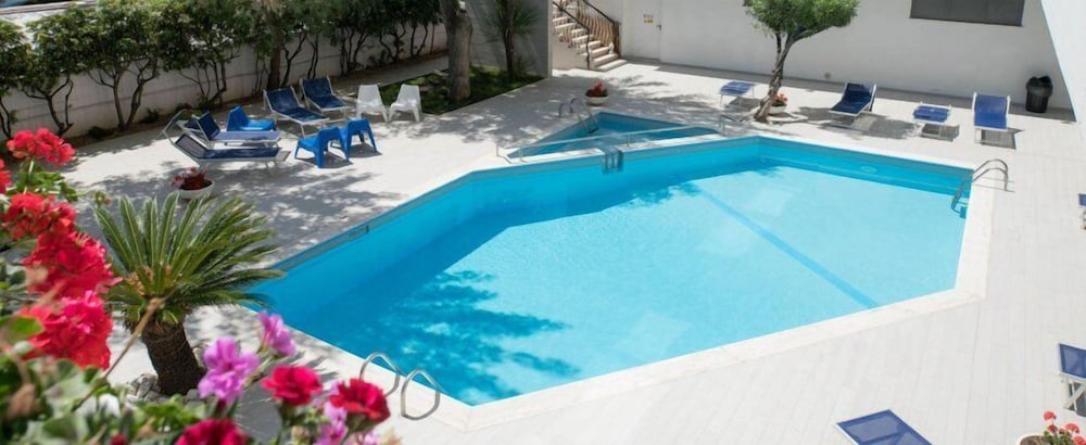 GRAND HOTEL ADRIATICO 35/37
