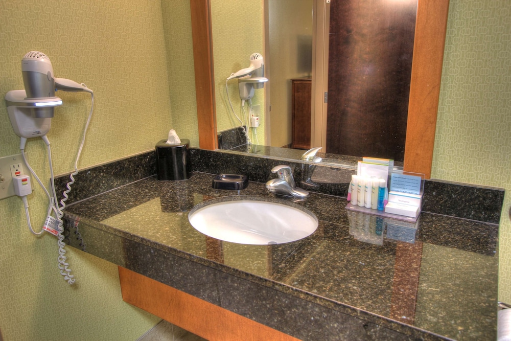 Hampton Inn Gatlinburg 22/68