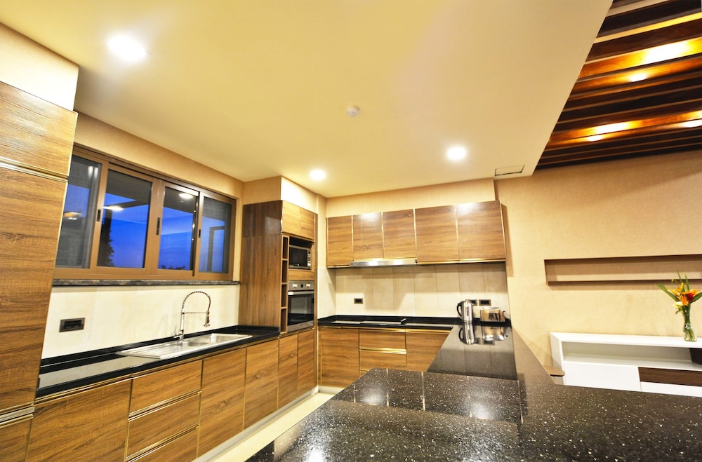Speke Apartments 24/50