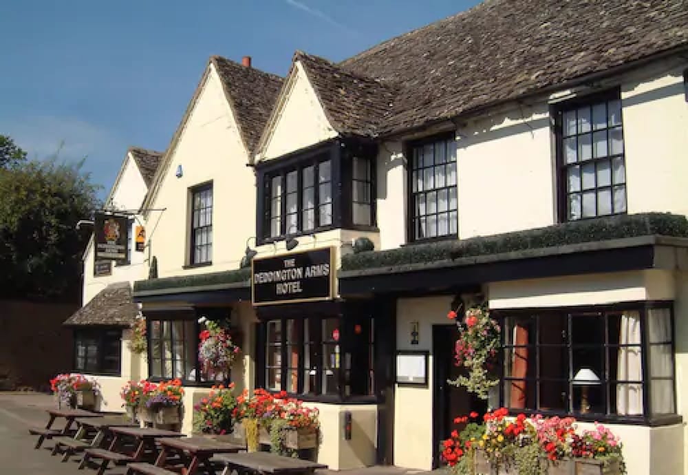 Deddington Arms 1/34