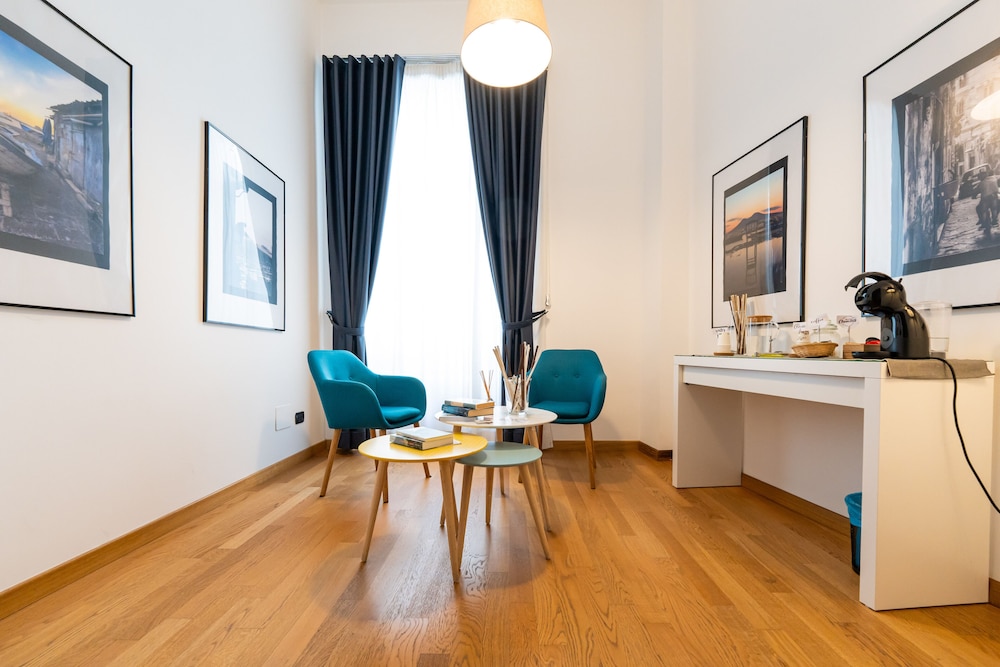 Hermes Inn Apartments Napoli 11/20
