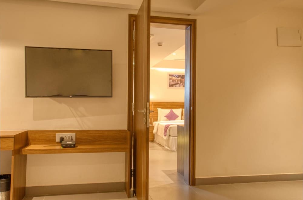 Lilac Hotel, 5th Block Jayanagar 5/25