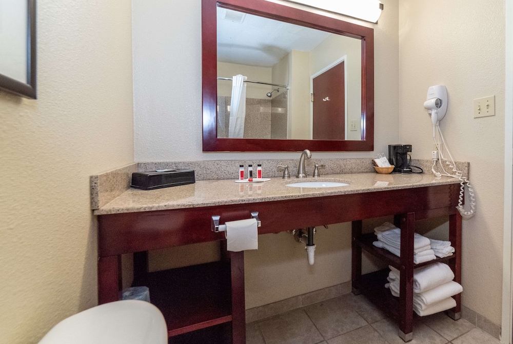 Baymont by Wyndham Caddo Valley/Arkadelphia 47/62