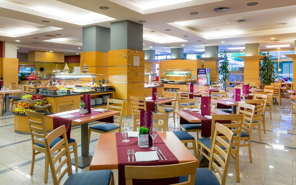 Sol Port Cambrils (ex Tryp Port Cambrils) 57/72