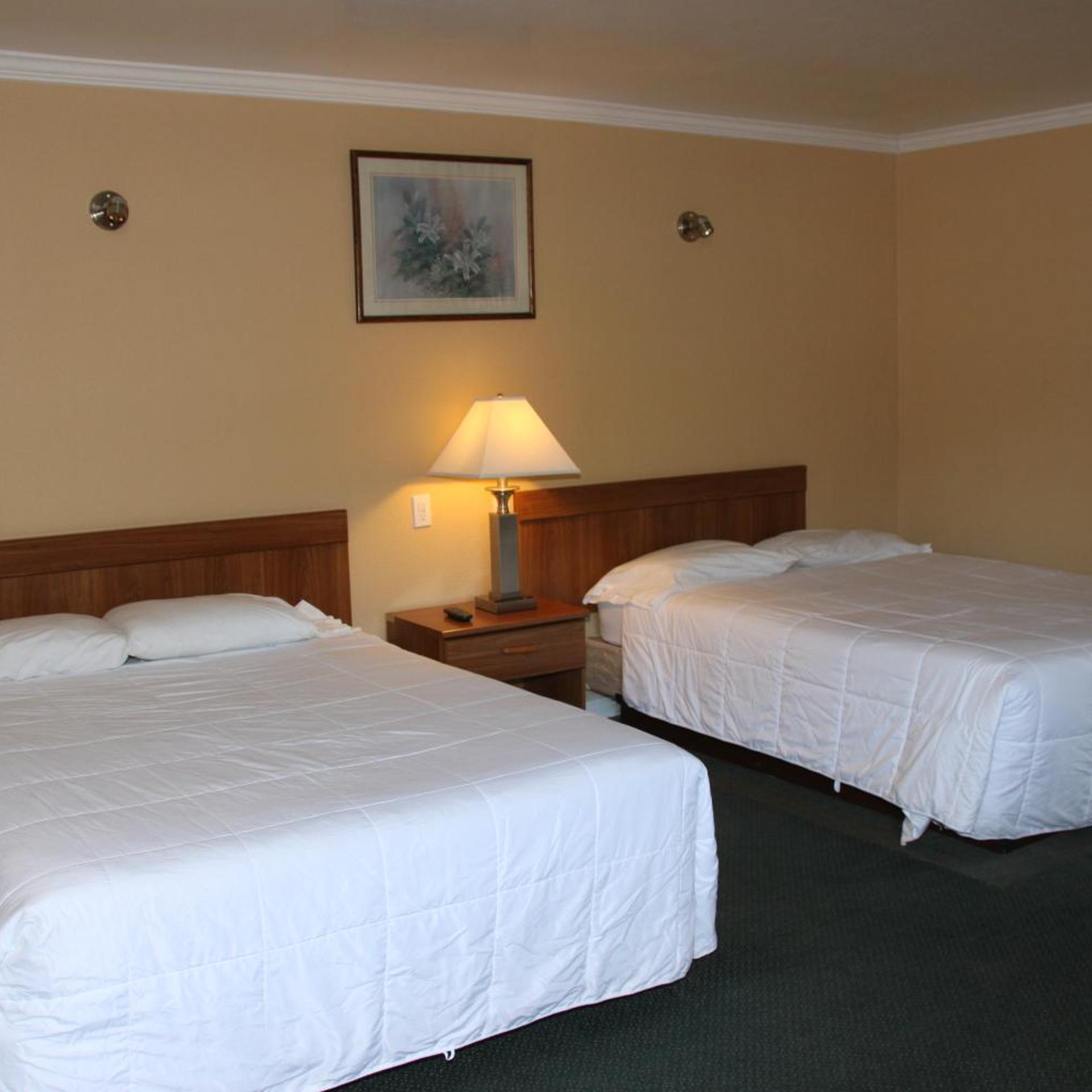 Villa Inn 2/33