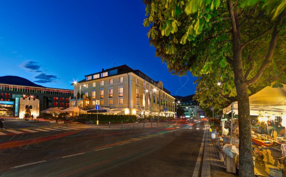 Hotel Post 46/50