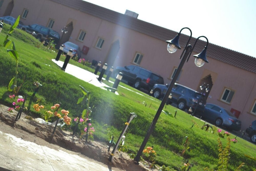 GOLDEN MARINA RESORT 2/50