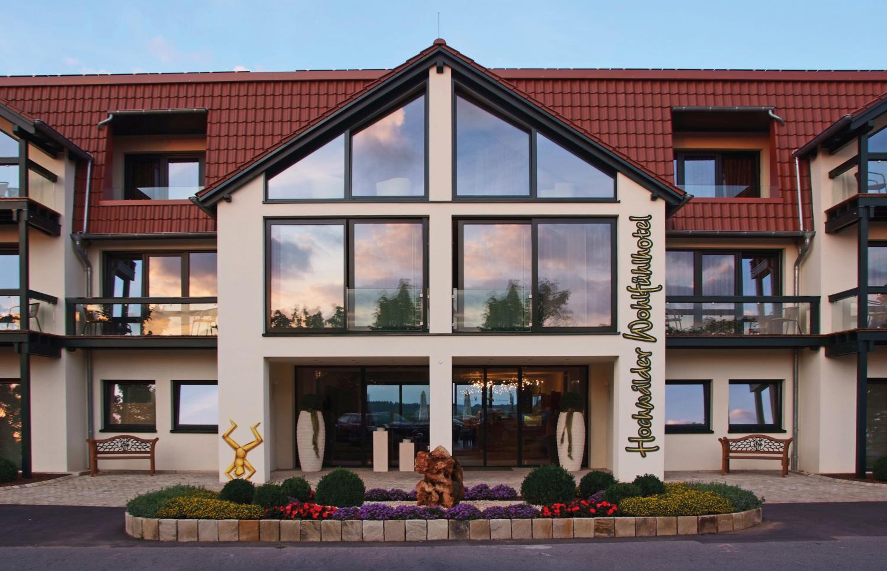 Hochwalder Wohlfuhlhotel 4/63