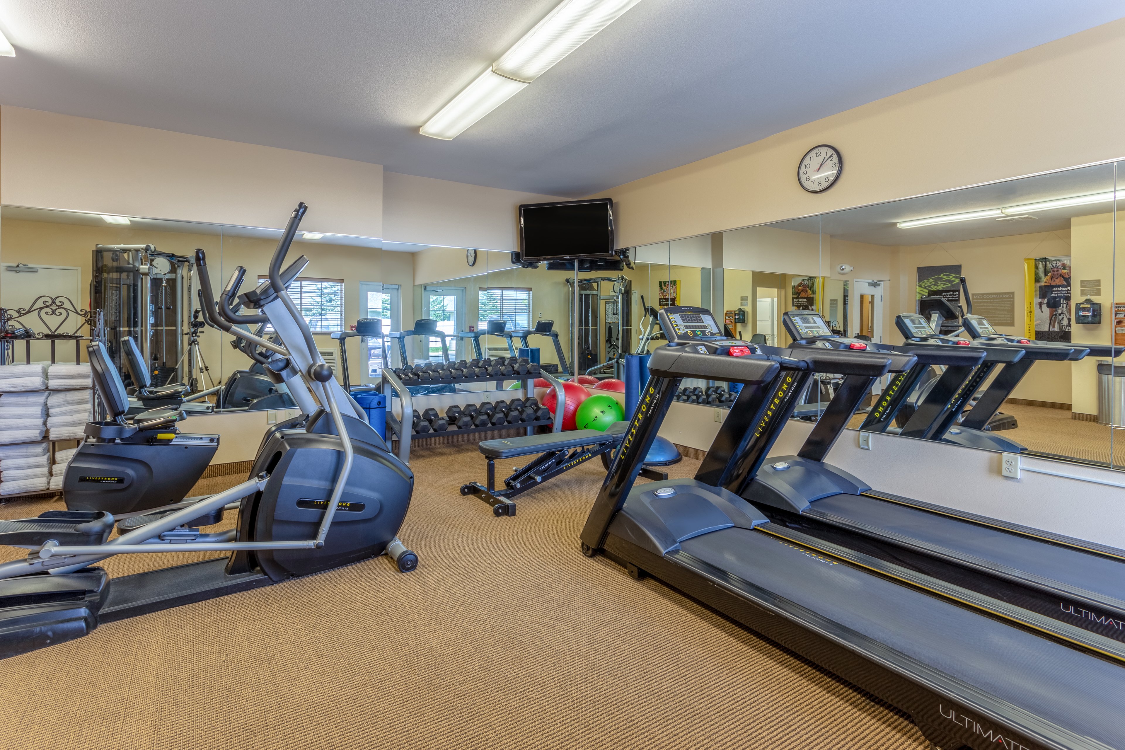 Candlewood Suites Minot 11/20