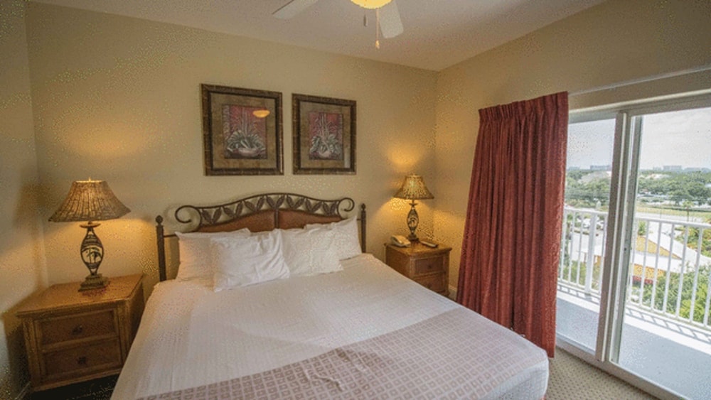 Blue Heron Beach Resort 11/70