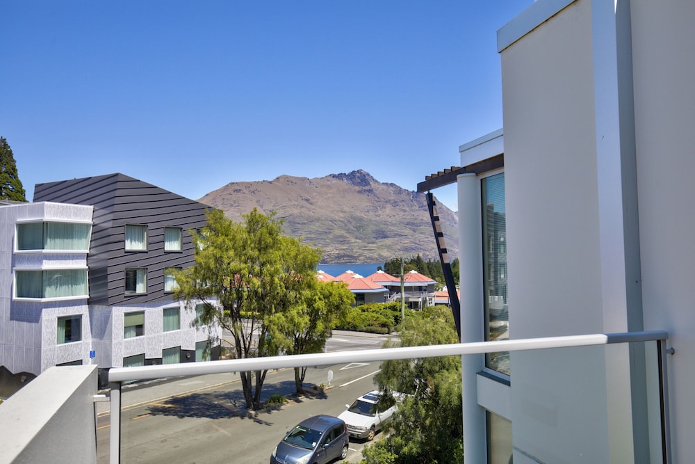 Scenic Suites Queenstown 54/57