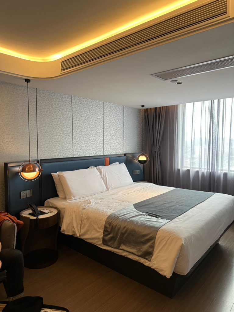 Yitel Collection (Chengdu Wuhou Temple Orthopaedics Hospital Subway Station Branch) 8/22