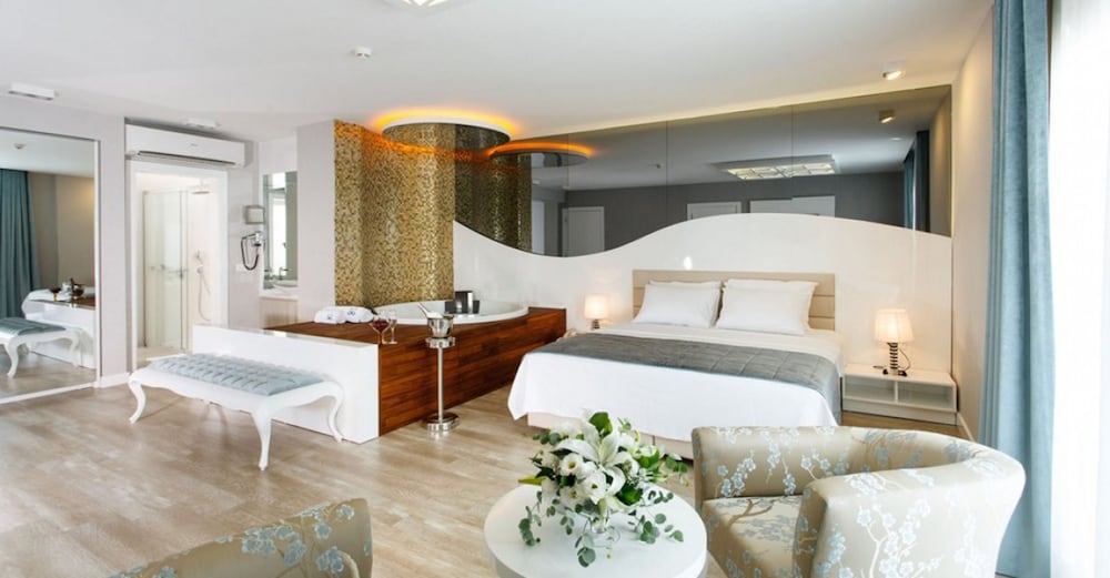 Kalyon Cesme 8/45