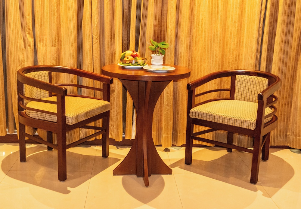 Classic Sarovar Portico 47/56