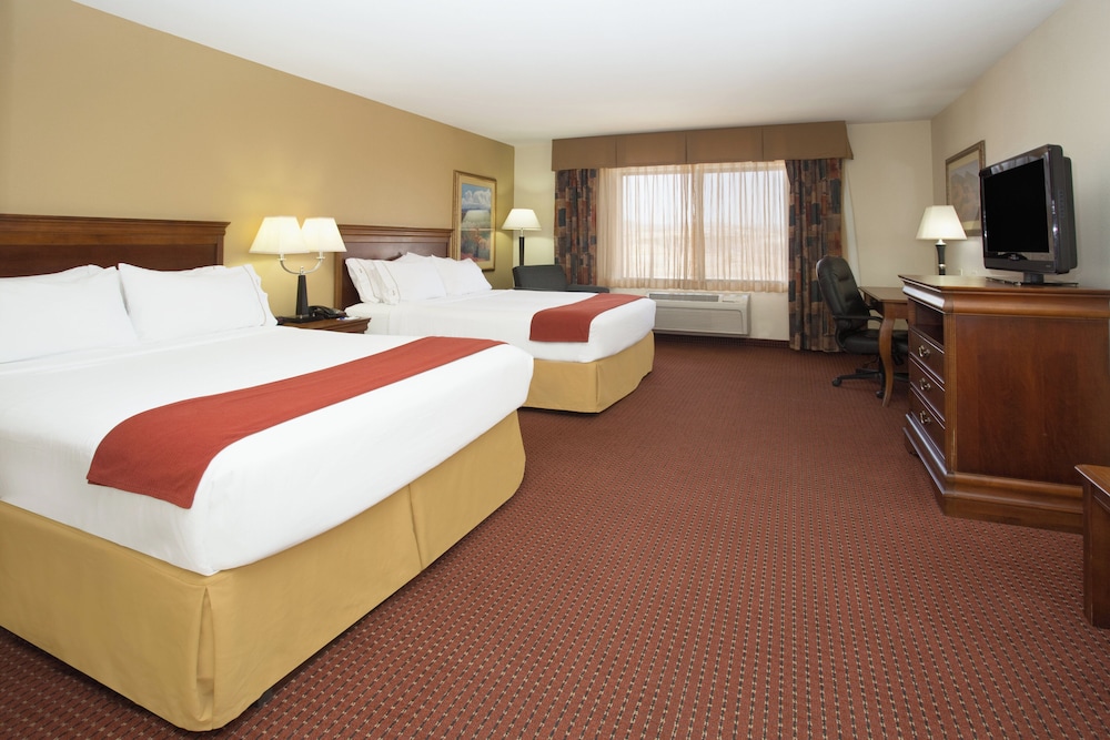Holiday Inn Express Hotel Suites Las Vegas 10/57