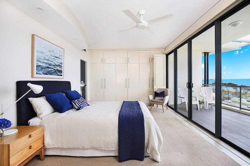 Meridian Alex Beach 15/50