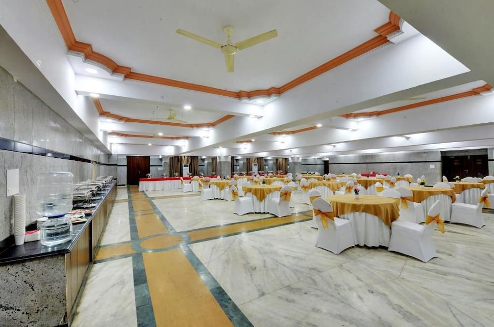Manpho Bell Hotel & Convention Center 29/50