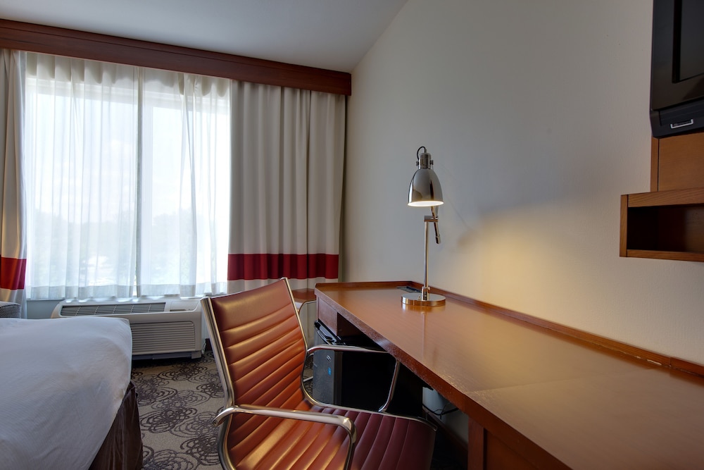 Doubletree By Hilton Raleigh Cary 21/51