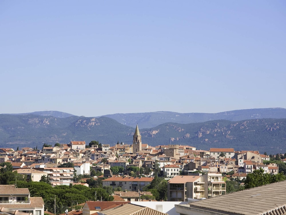 Ibis budget Frejus Saint Raphael Centre et Plage 61/64