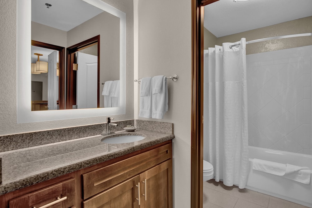 Staybridge Suites Salt Lake-West Valley City 70/70