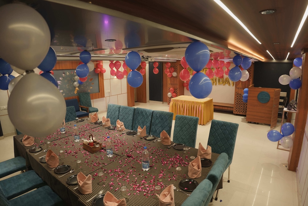 Ashoka Residency Hotel 45/50