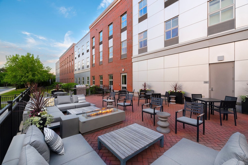 RESIDENCE INN BOSTON CONCORD 34/59