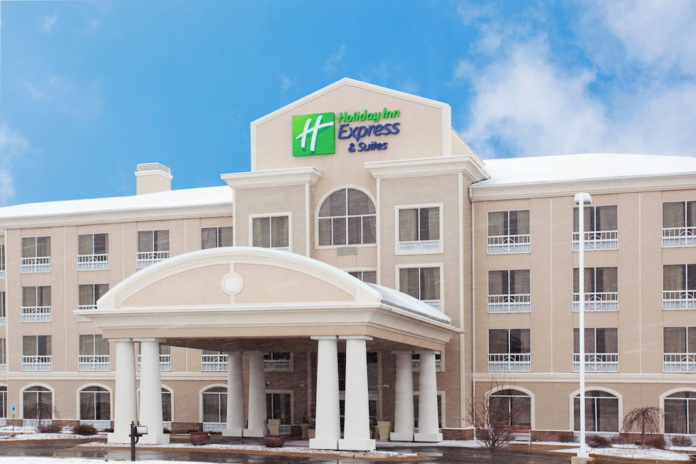 Holiday Inn Express Rockford Loves Park 6/65