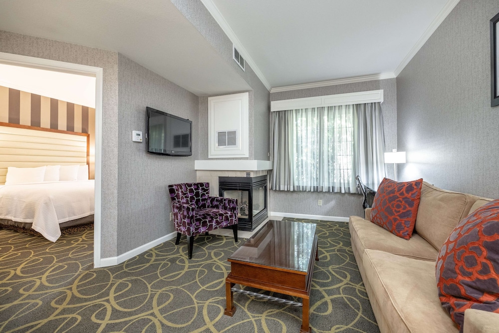 Best Western Plus Dixon Davis 33/48
