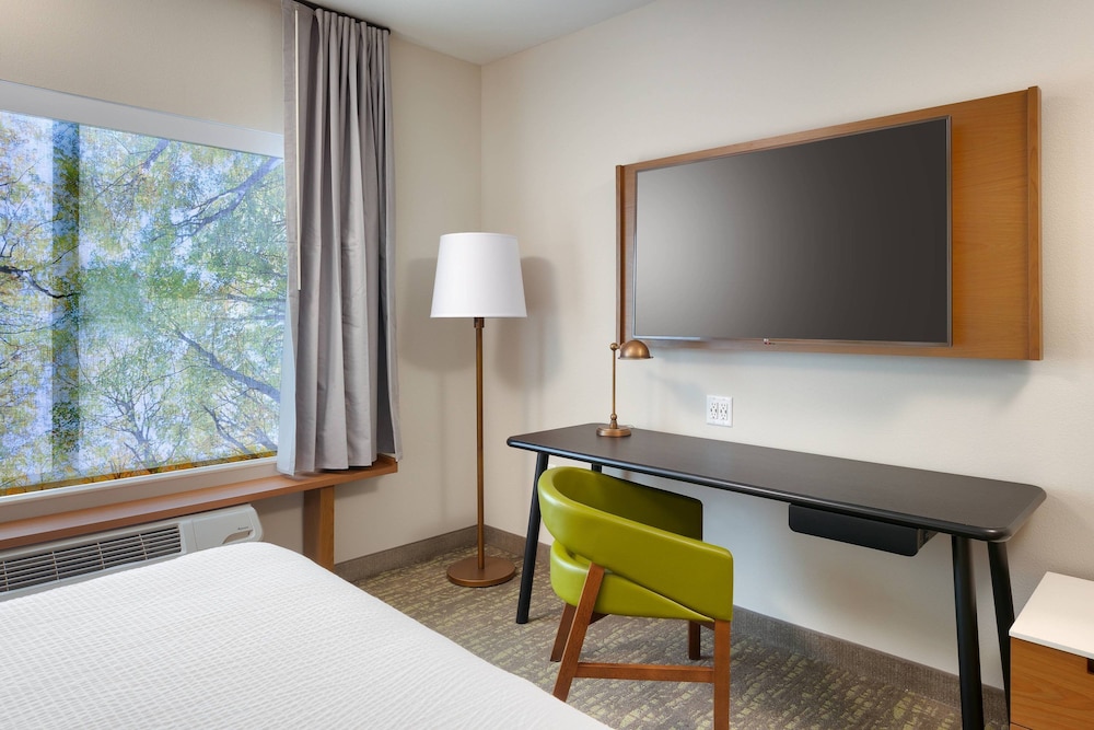 Fairfield Inn And Suites Denver West Federal Center 19/49
