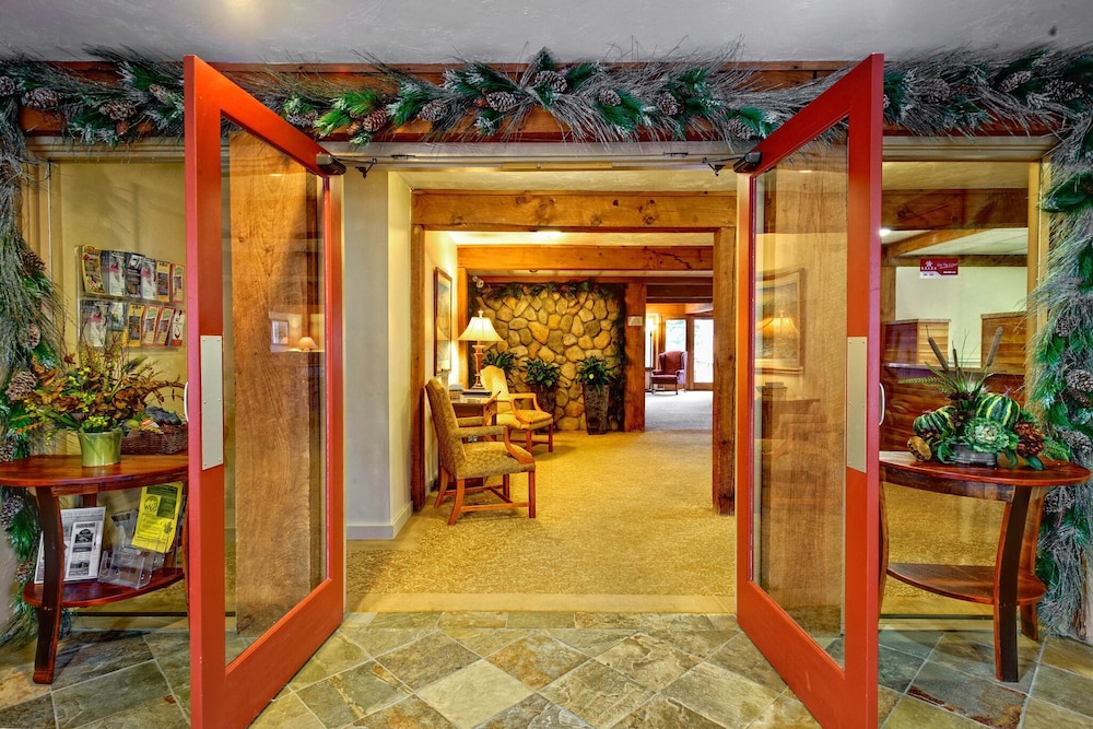 Best Western Silver Fox Inn 6/40
