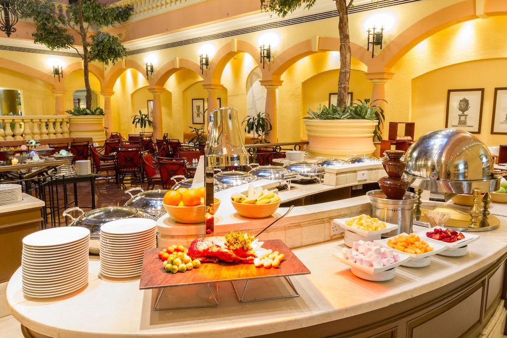 Sunday Suites Excelsior Hotel Deira (formerly Sheraton Deira) 55/70