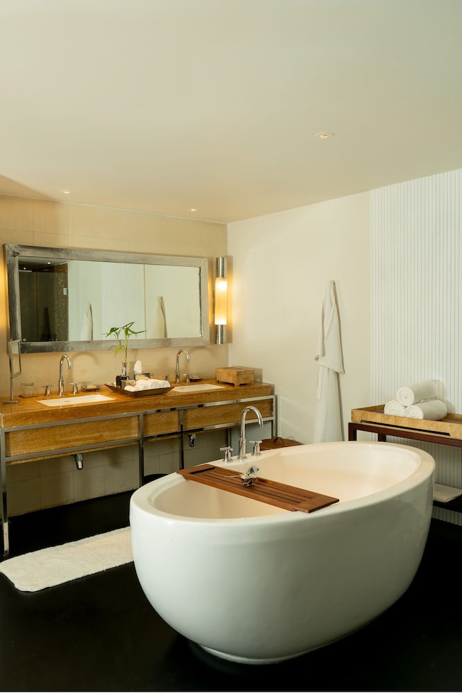 Alila Diwa Goa 50/50