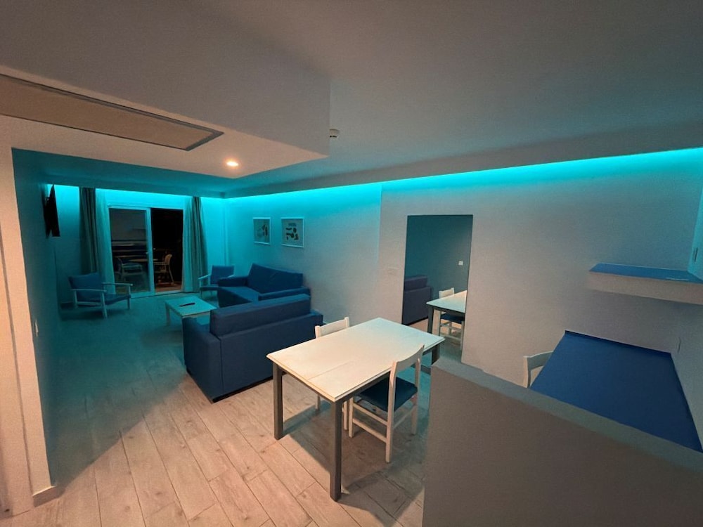 Guya Wave Hotel 29/59