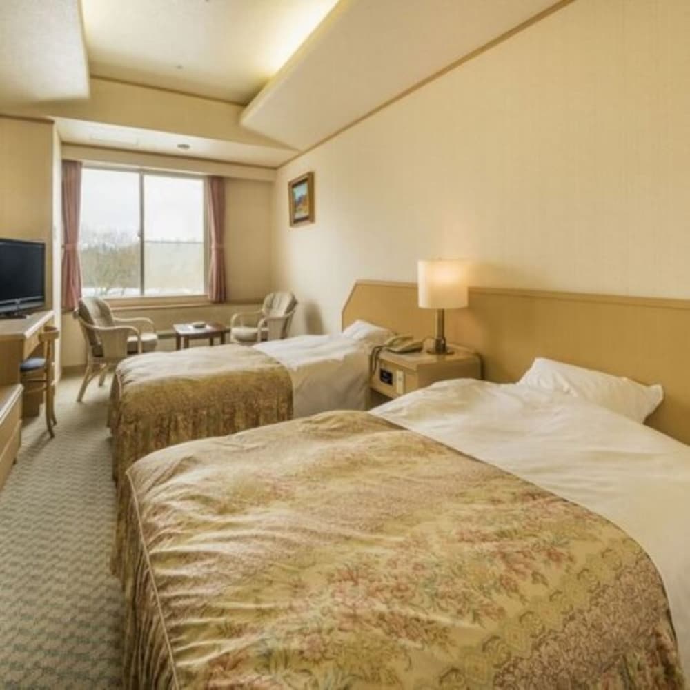 New Akan Hotel 8/41