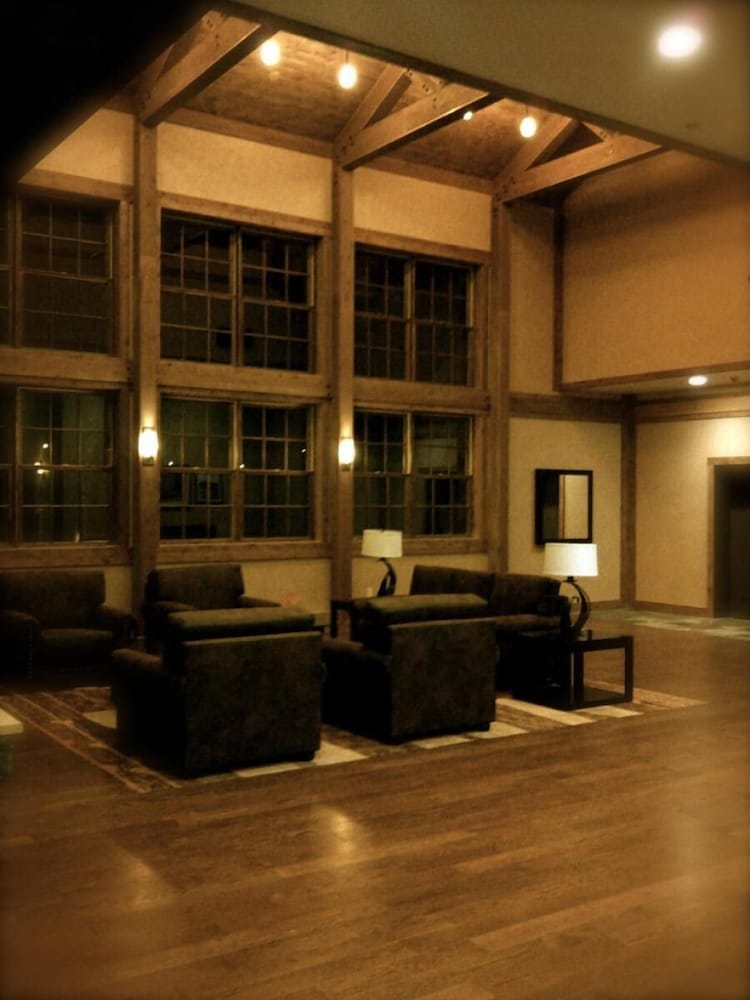 Holiday Inn Resort Deadwood Mountain Grand 3/78