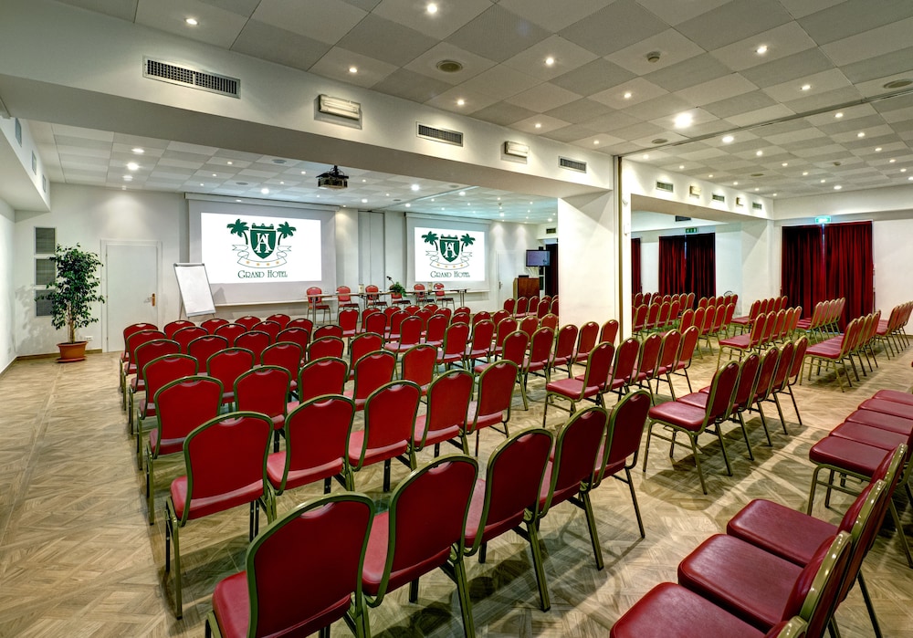Grand Hotel Arenzano 41/44