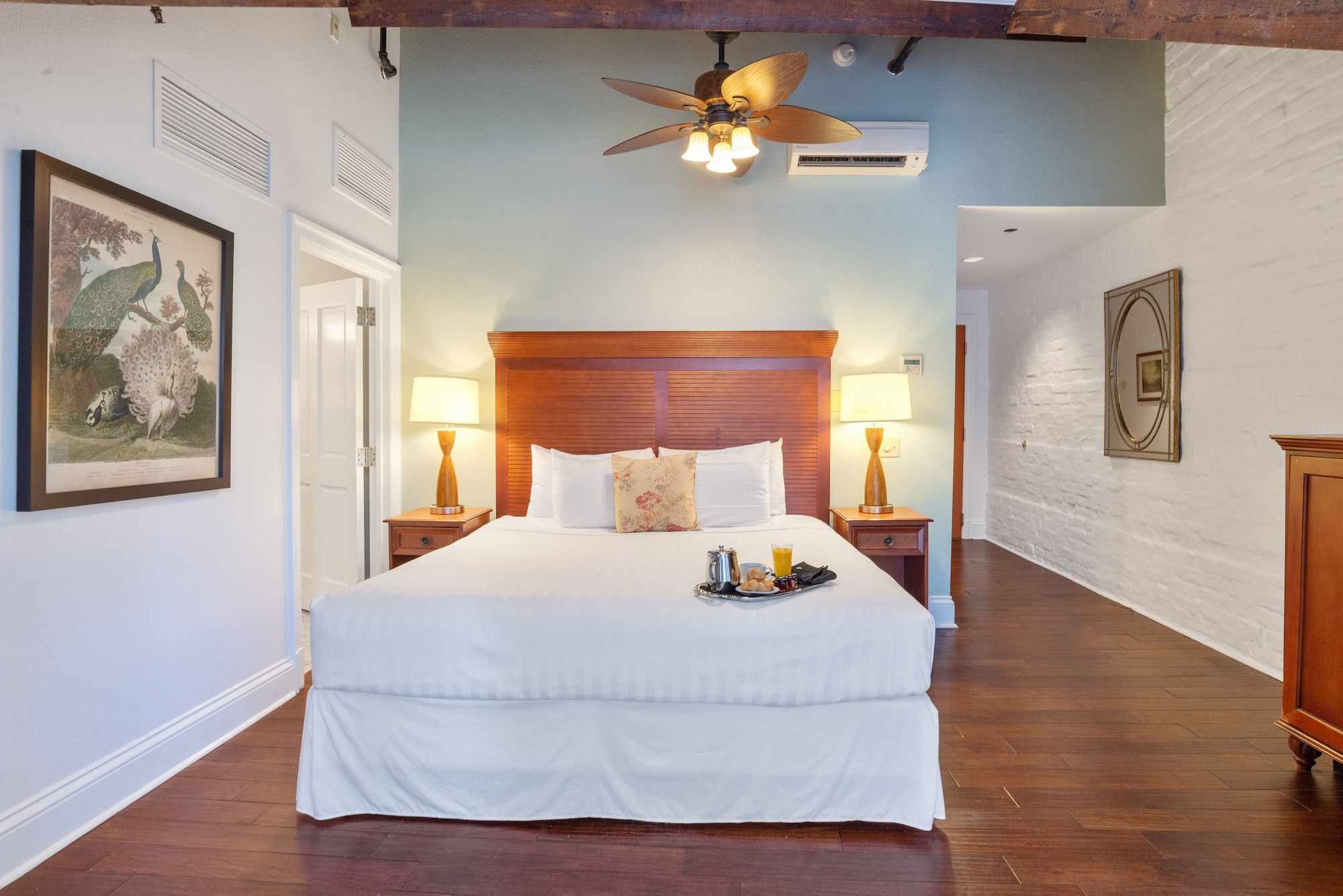 STANDARD, KING BED, ACCESSIBLE