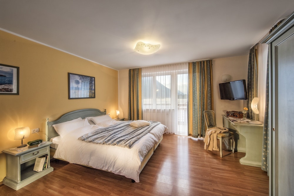 Hotel Bagni Di Salomone 13/72