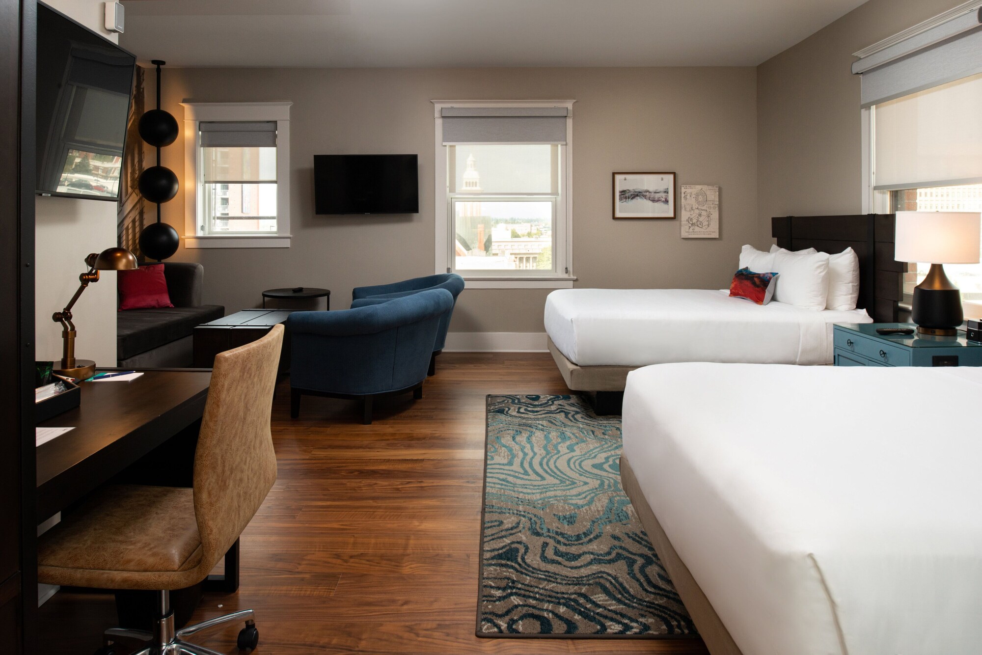 جناح بسرير كينج وسريرين كوين بغرفتي نوم، Hotel Indigo Spokane Downtown 7/10