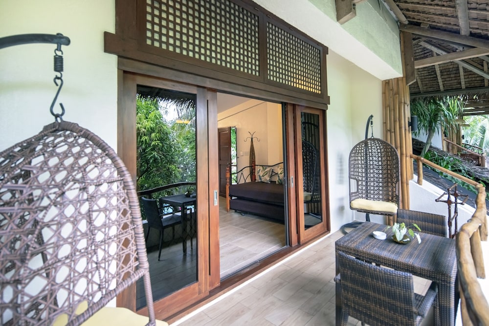 Oasis Resort 36/66
