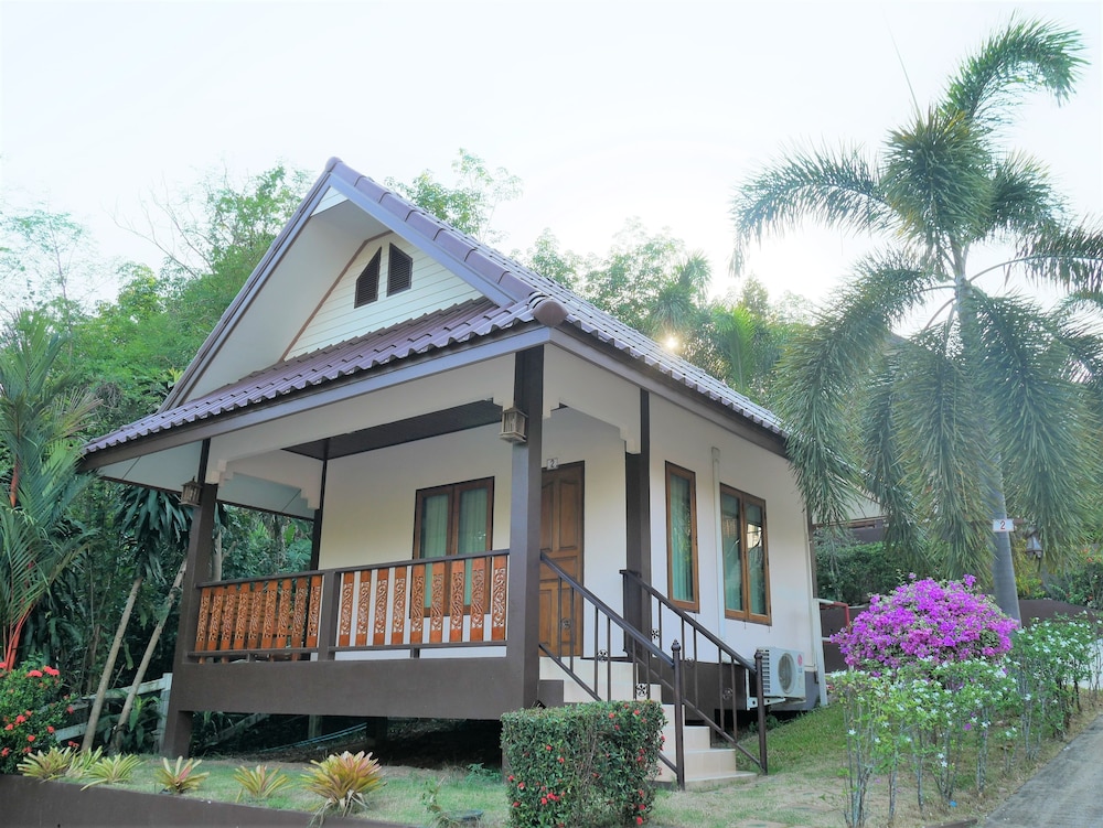 Pattana Resort photo4