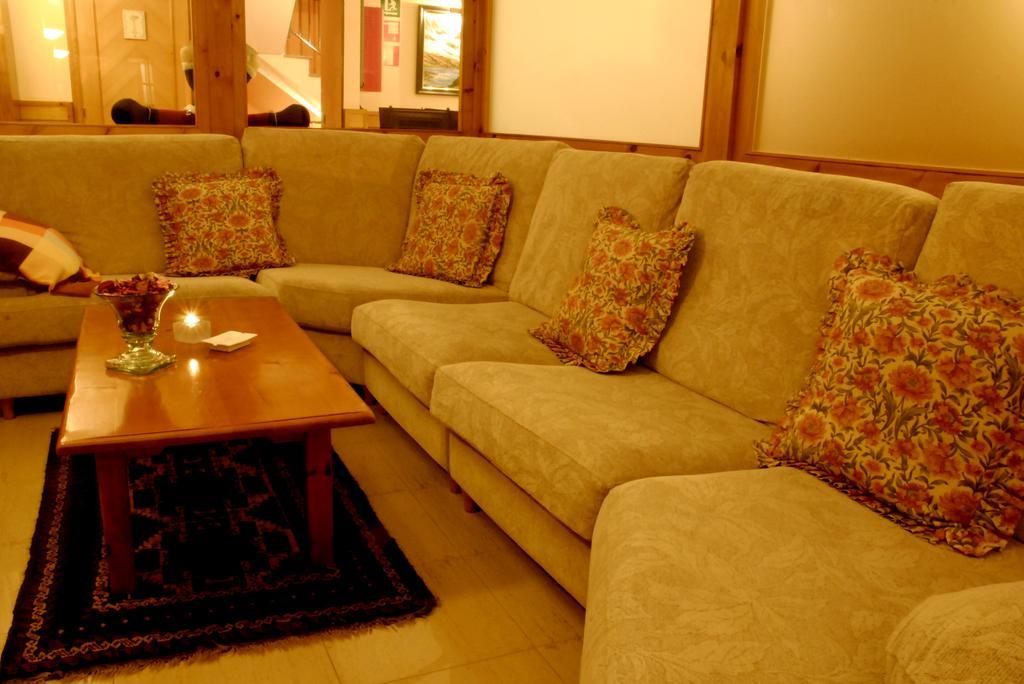 Petit Hotel 33/41