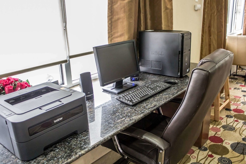 Comfort Suites Brunswick GA 25/44