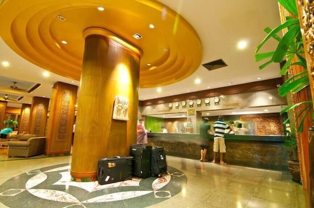 Golden Beach Hotel Pattaya 7/44