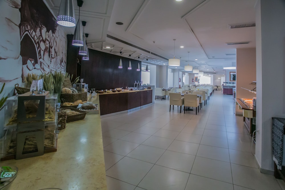 Almyra Hotel & Village 12/70