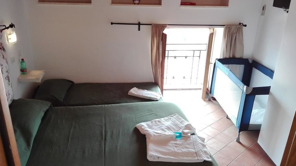 Casa Falcone B And B 12/29