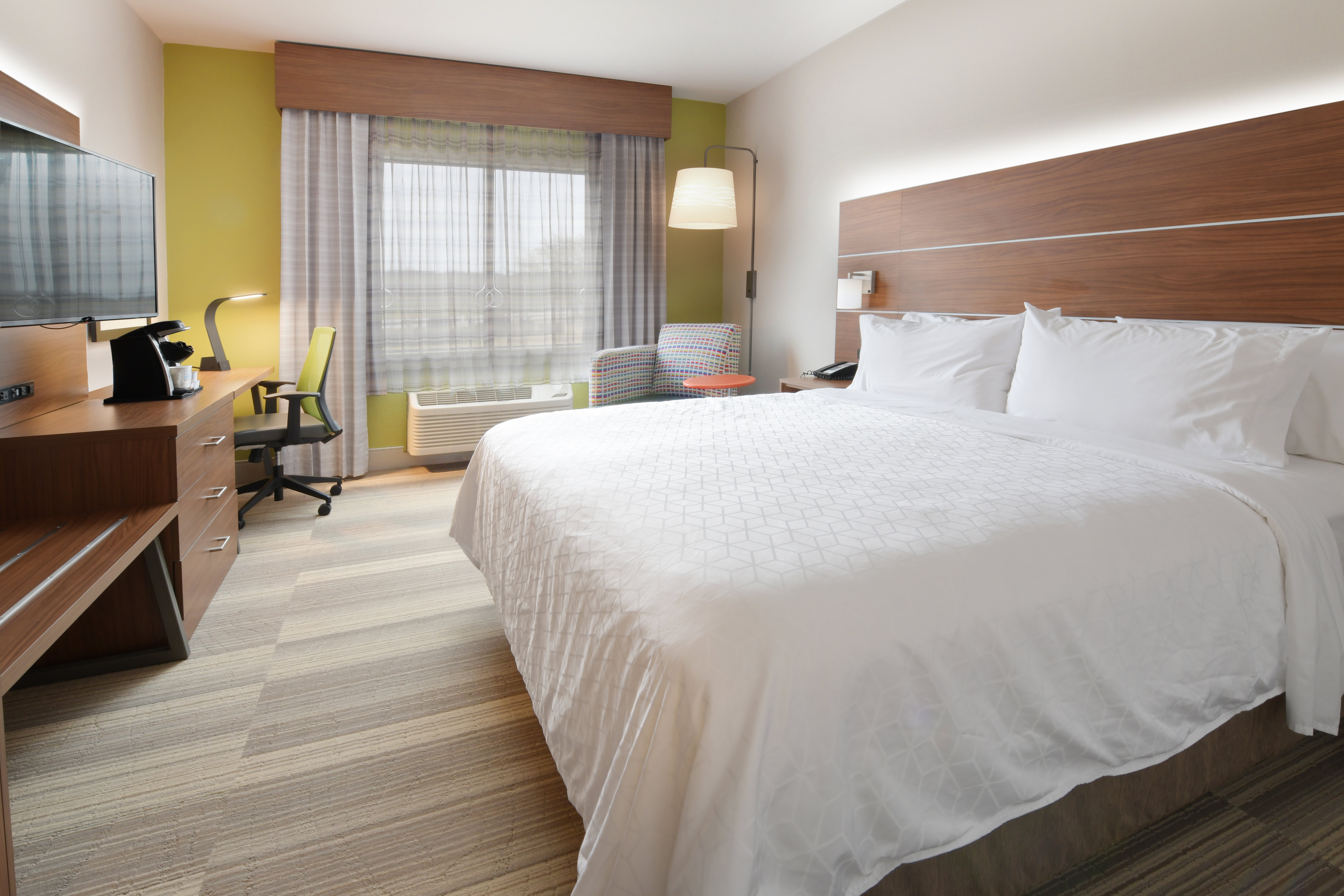 Leisure, King Bed