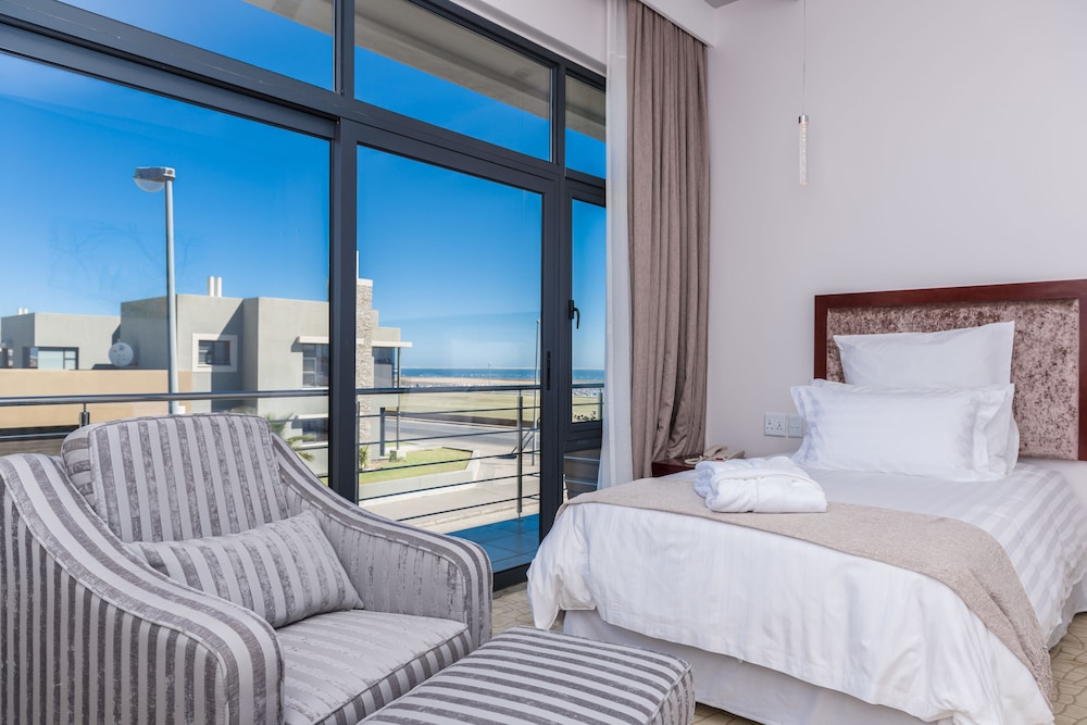 Flamingo Villas Boutique Hotel 14/50